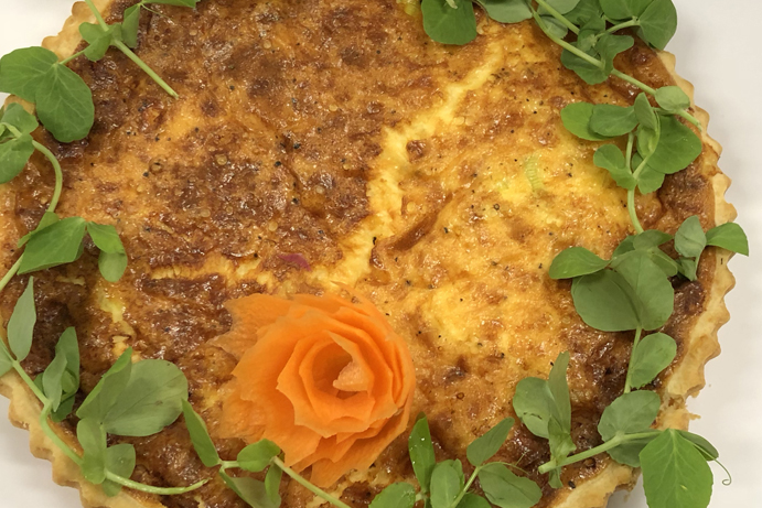 Leek and gruyere quiche